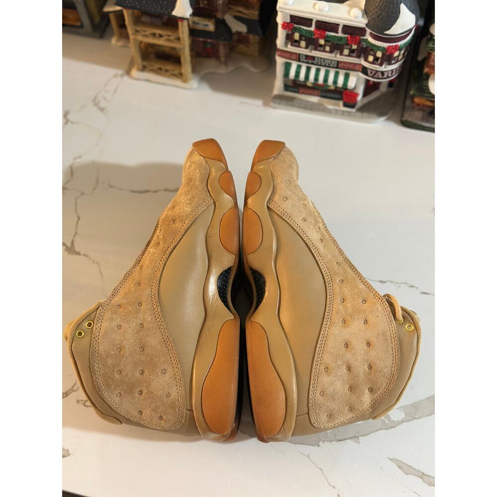 Nike Air Jordan 13 Retro “Wheat” Suede Sneakers – Size 9.5 – 2004 Release - Picture 4 of 6